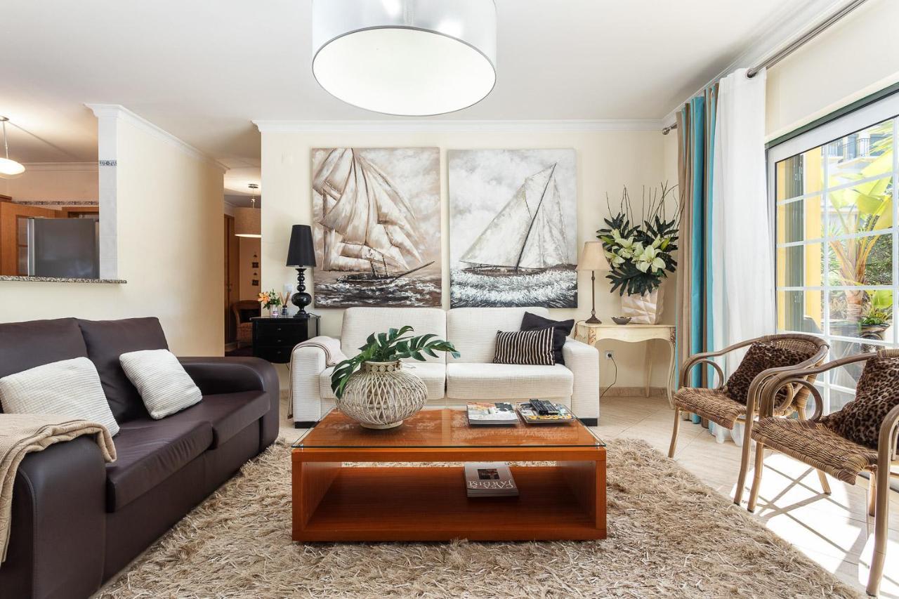 Apartment Decor N' Cozy Place For Families And Friends *
